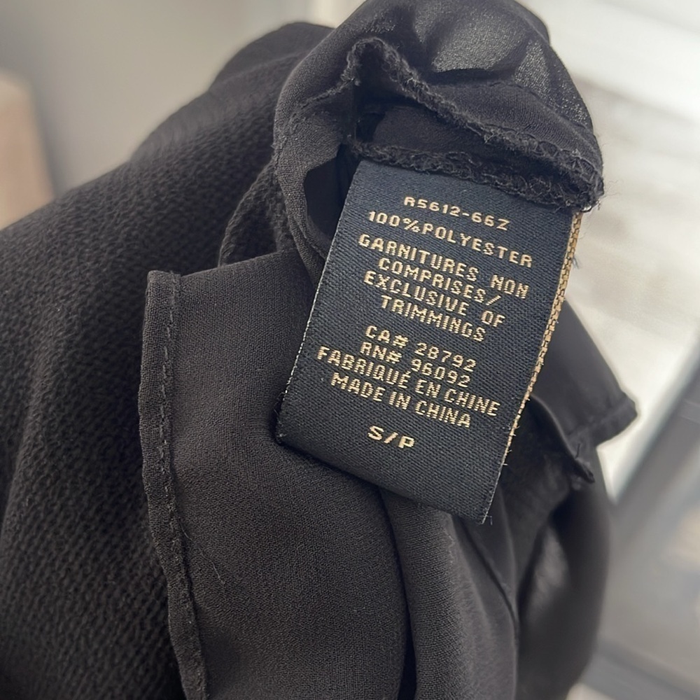 Renuar Black Lightweight Top Size Small - Picture 3 of 6